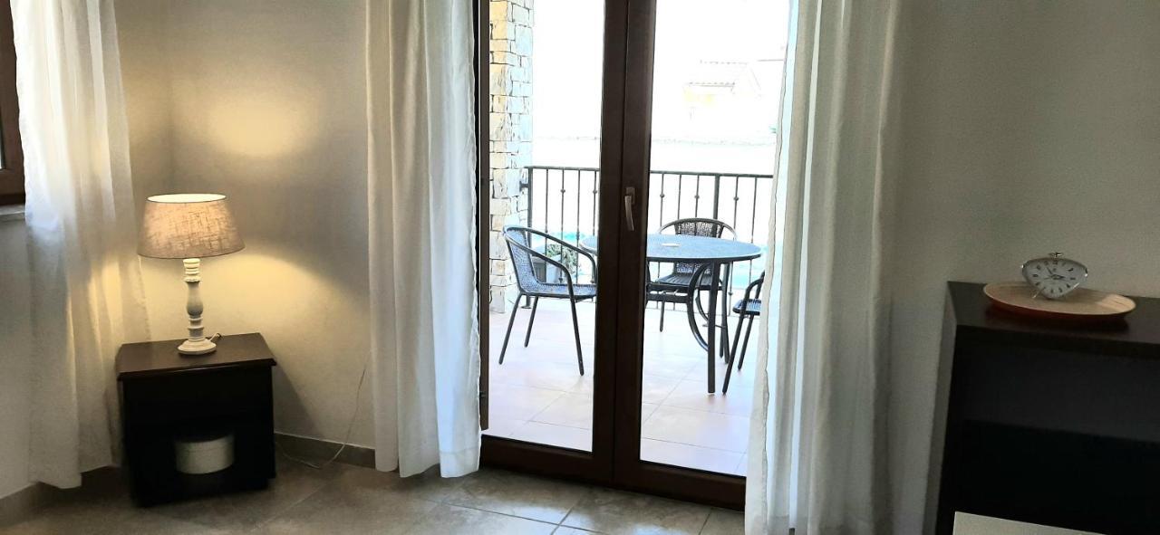 Traumferienwohnung Mit Privatem Pool & Gemuetlicher Grillecke Am Meer, Kroatien, Istrien, Liznjan Bei Medulin - Bester Urlaub An Der Adria, Fuer Paare Exterior foto